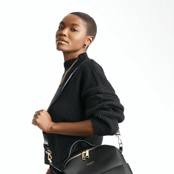 Almost new! Small Mina bae diaper bag-rarely used! - Picture 3 of 8